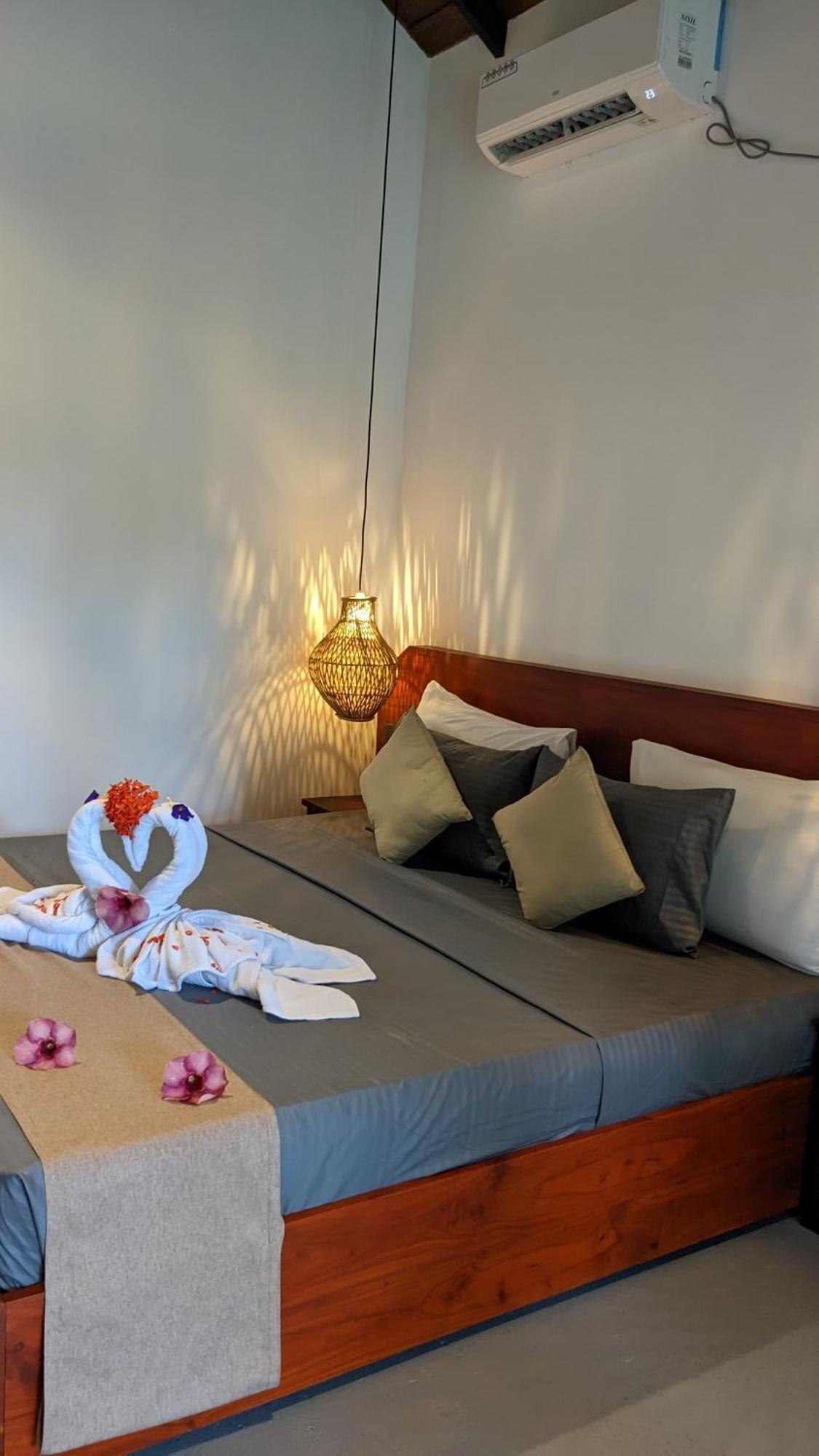 Maritime Nest Cabanas Tangalle Exteriör bild